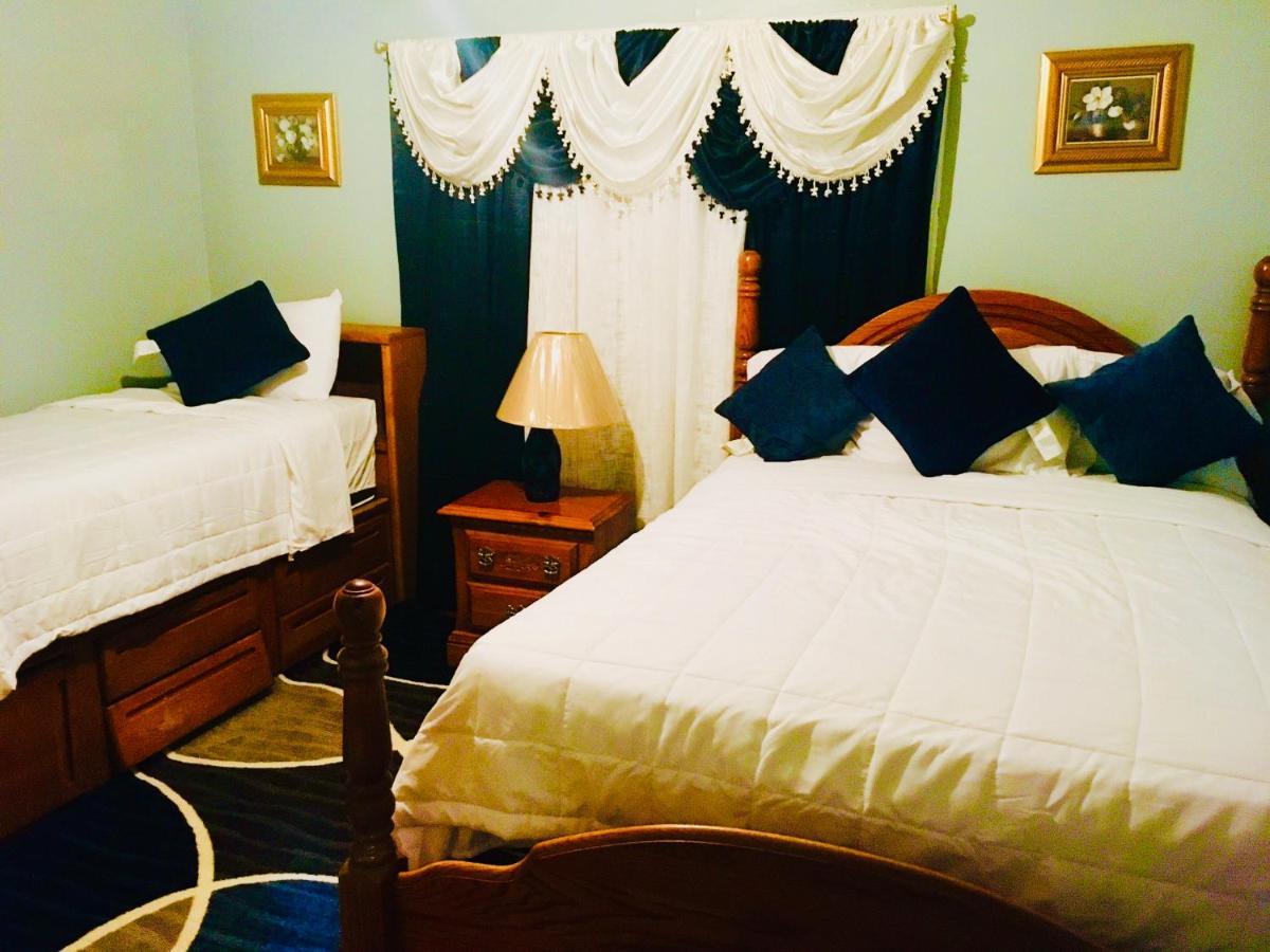 2 Bedroom Sleeps 6 Spacious Luxury Apartment 79 مونتغومري المظهر الخارجي الصورة